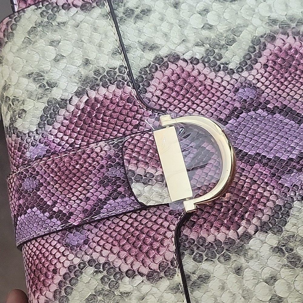 JustFab Handbag - Picture 5 of 10